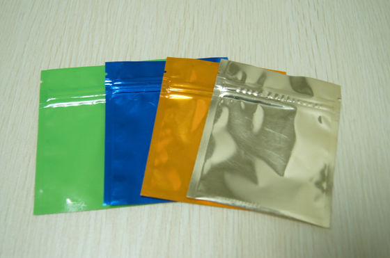 ถุงอลูมิเนียมฟอยล์สีสันสดใสขนาดเล็กเคลือบเงาสามด้านตรา Mylar แบนพร้อม Ziplock